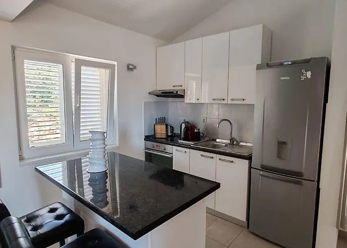 Fin Поседарье