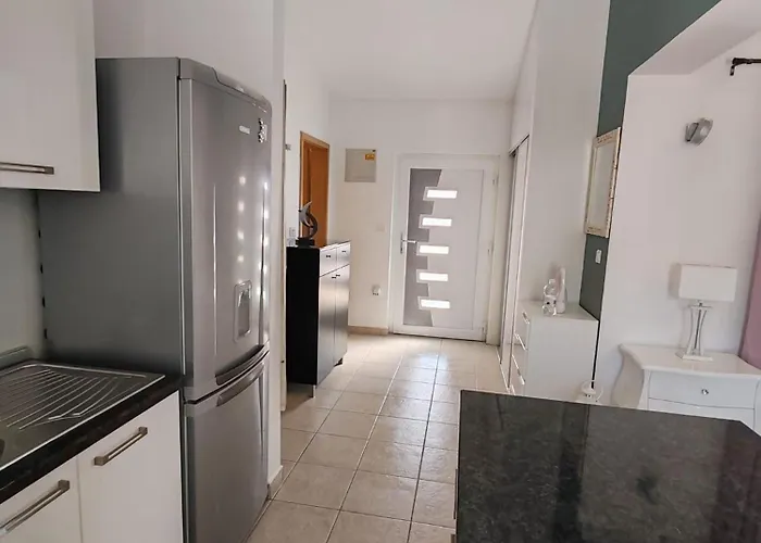 Fin Поседарье